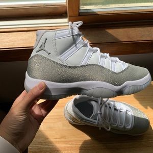 🤍 BRAND NEW 🤍 Jordan 11 Retro White Metallic Silver - FREE SHIPPING